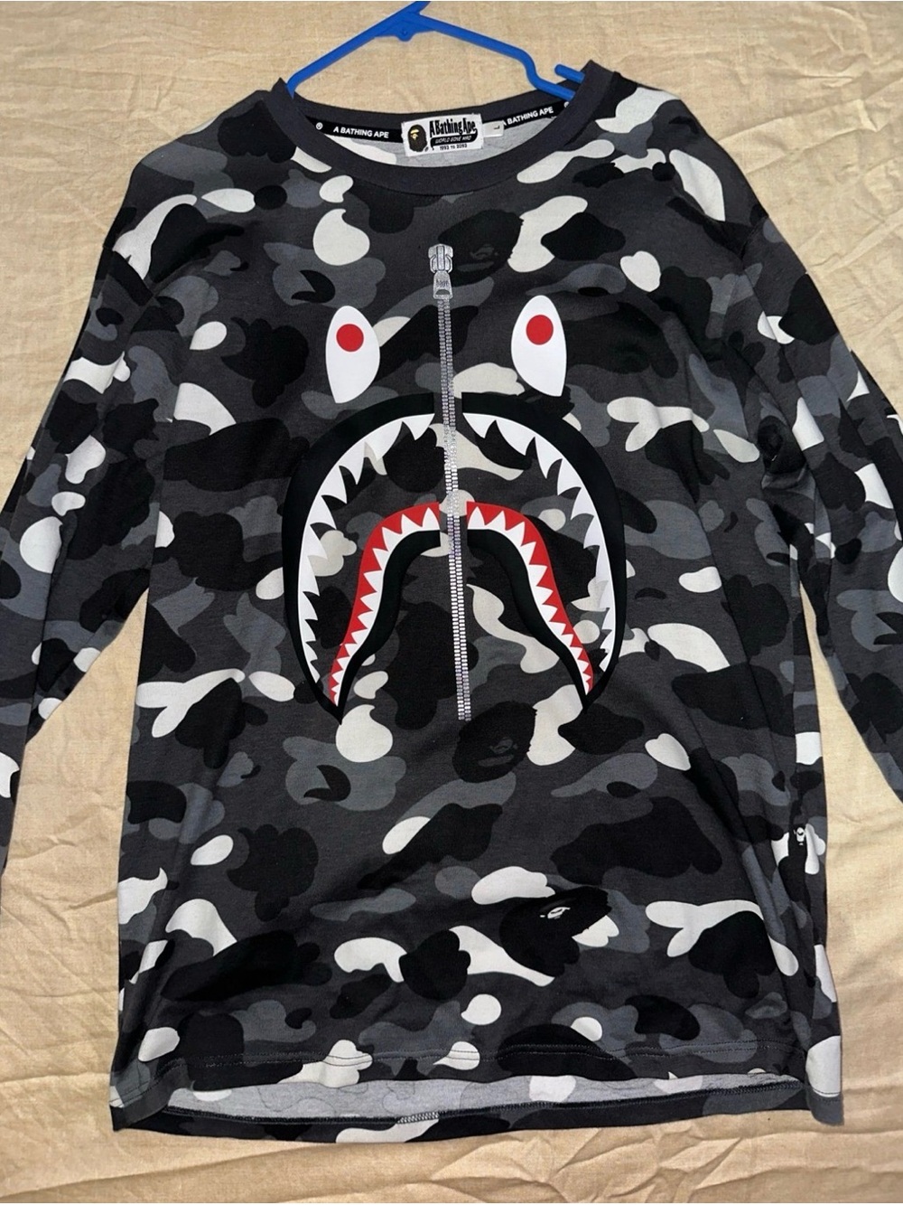 A BATHING APE Camo Shark Men LongSleeve Tee, Glow in the Dark (size L)